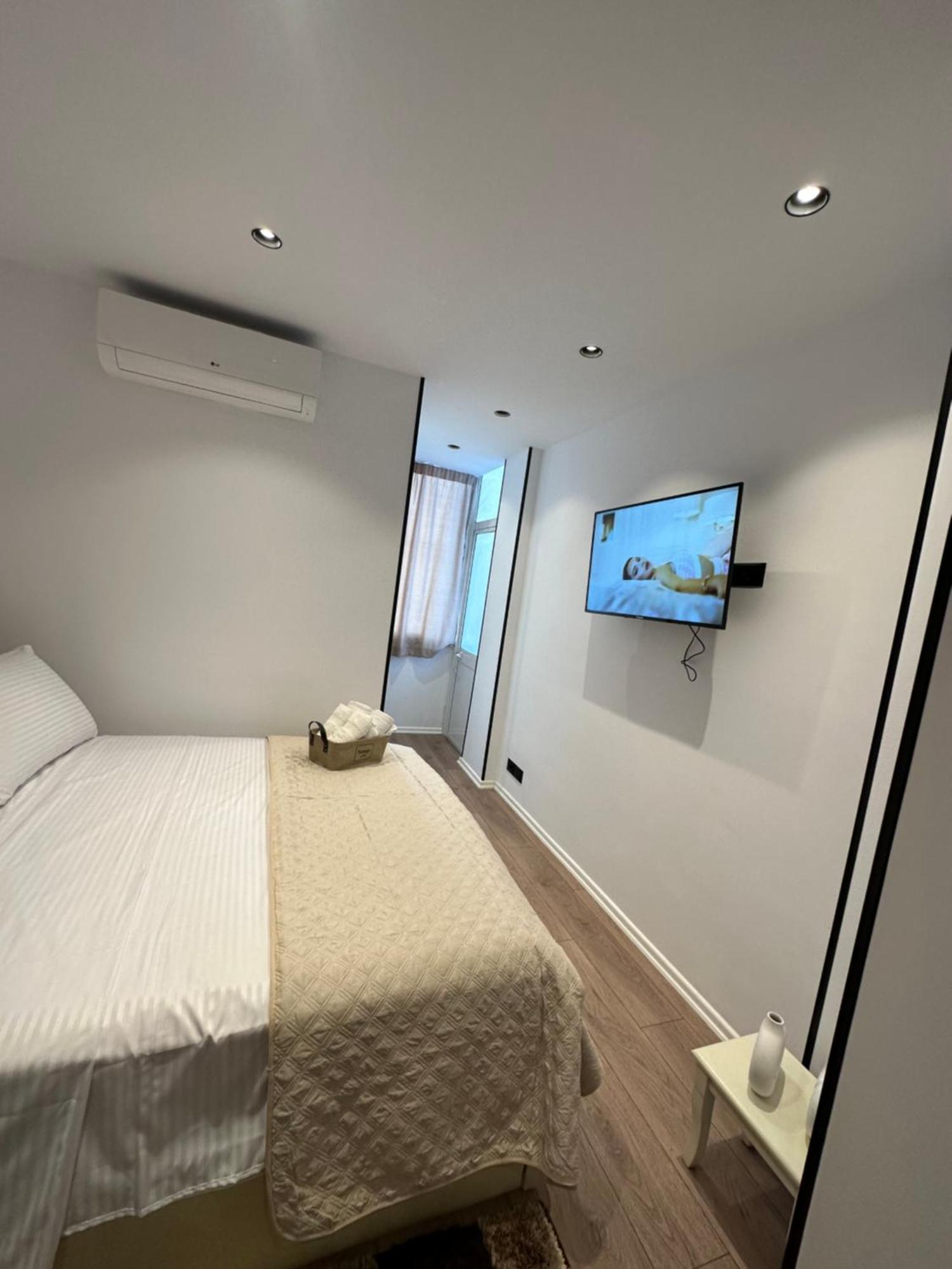 Heart Of Tirana Apartment Extérieur photo